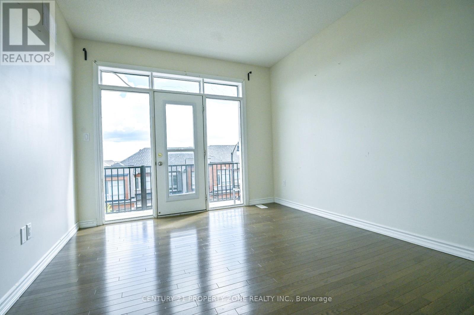 42 Donald Ficht Crescent Property Photo 16