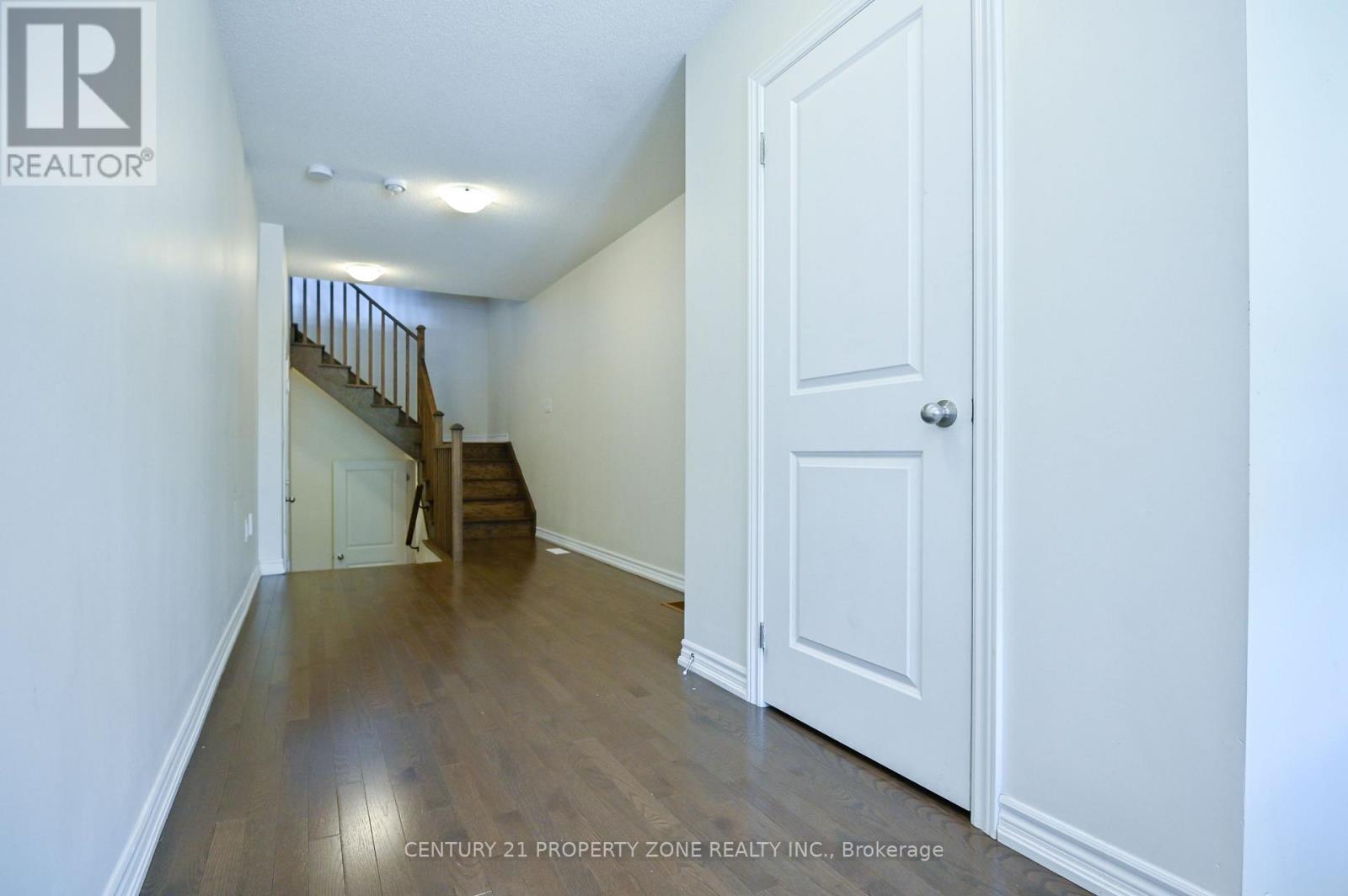 42 Donald Ficht Crescent Property Photo 21