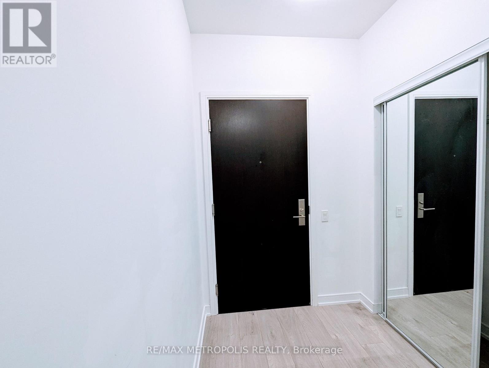703 - 8 Nahani Way Property Photo 2