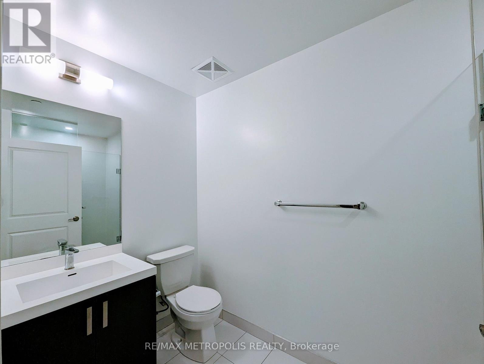 703 - 8 Nahani Way Property Photo 5