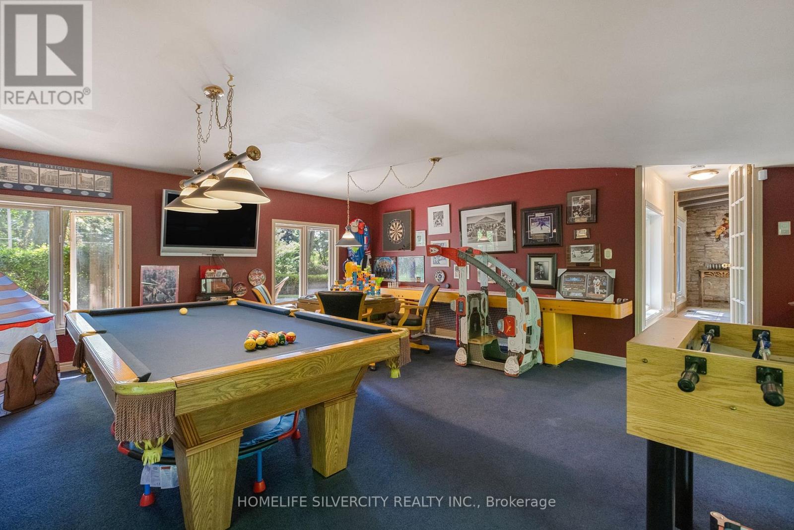 14728 Heritage Road Property Photo 12
