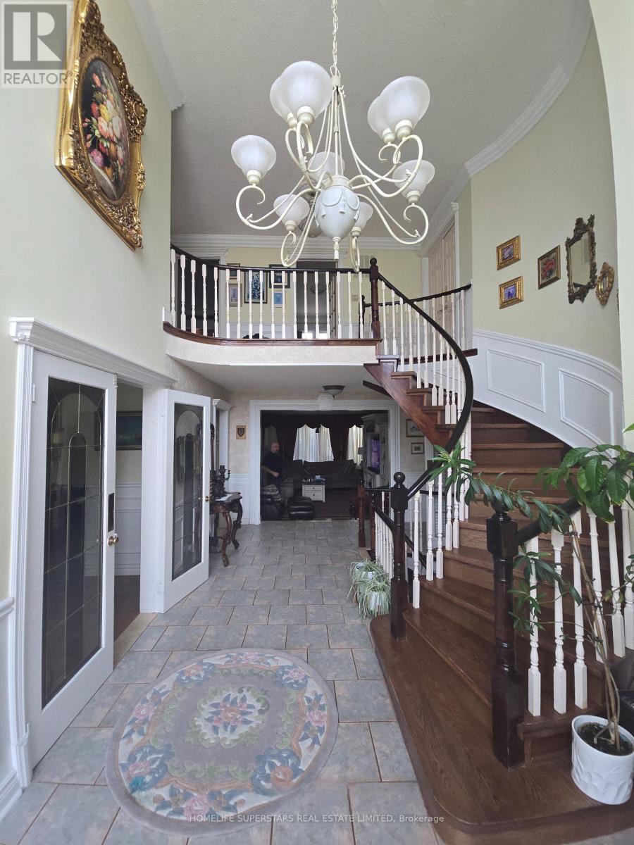 4 Nottingham Crescent Property Photo 4