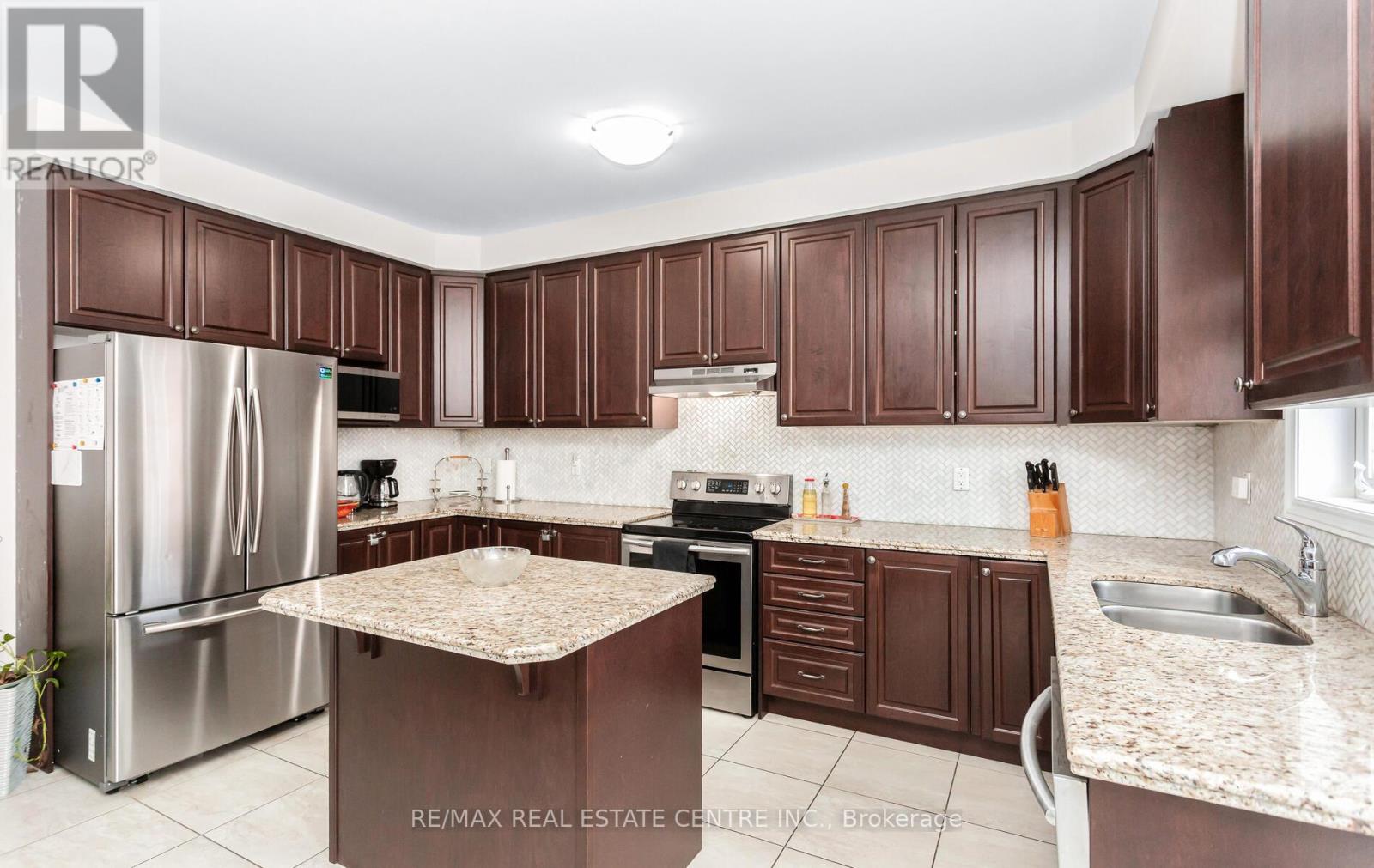 49 Bucksaw Street Property Photo 18