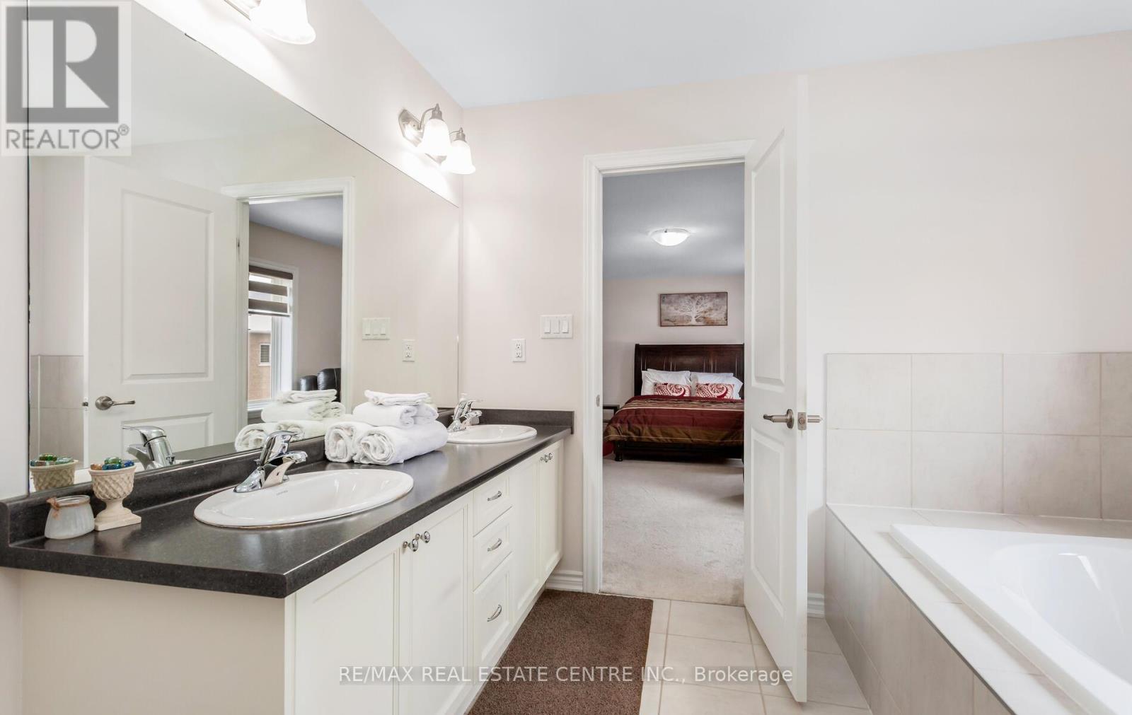 49 Bucksaw Street Property Photo 30