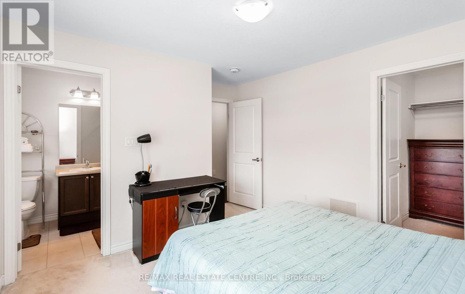 49 Bucksaw Street Property Photo 32