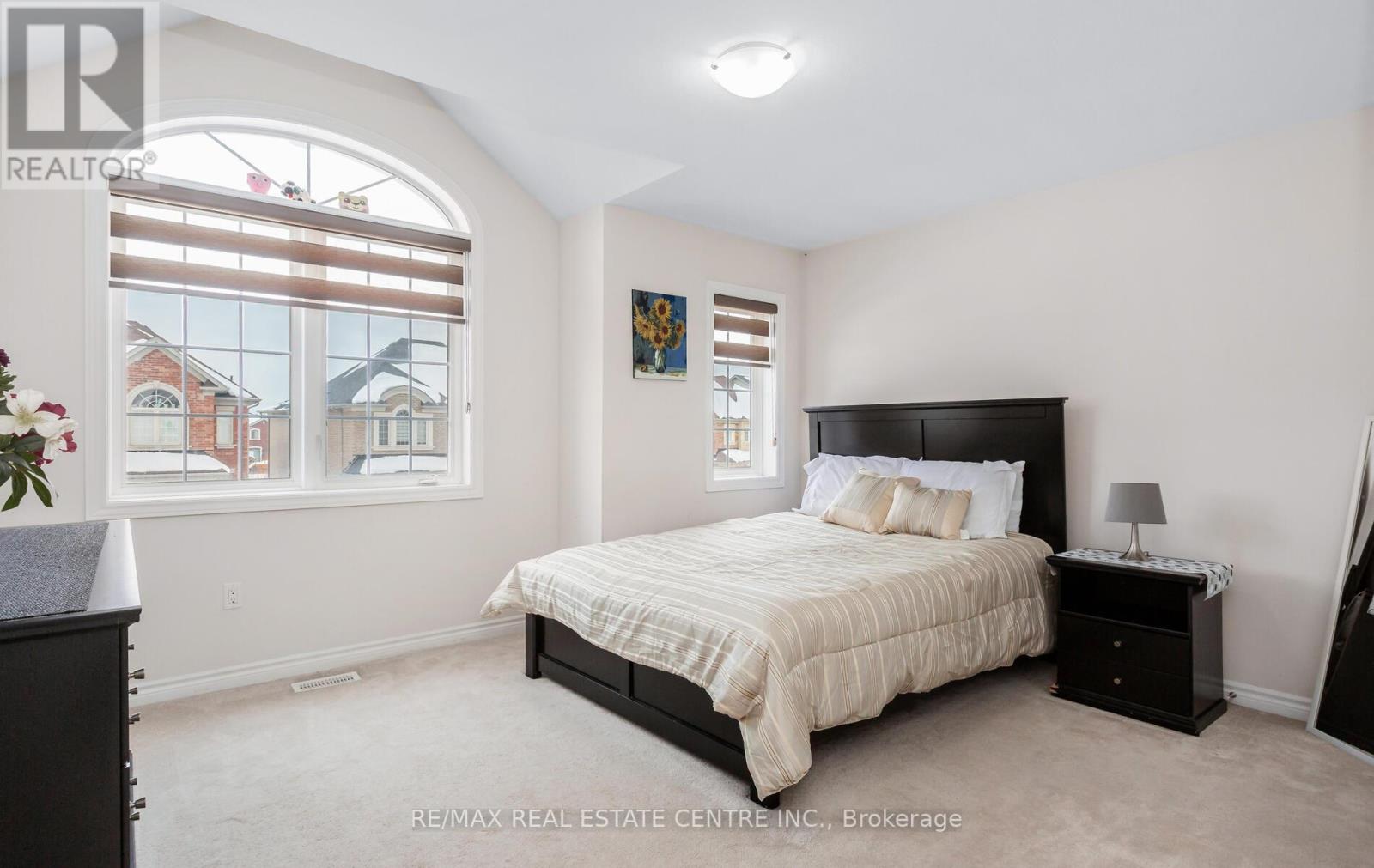 49 Bucksaw Street Property Photo 35