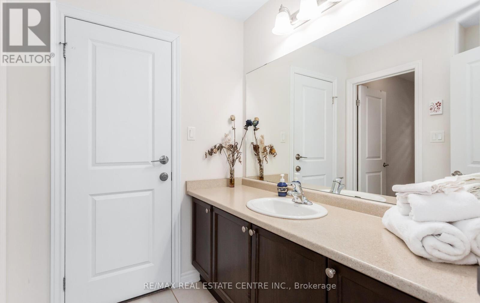 49 Bucksaw Street Property Photo 37