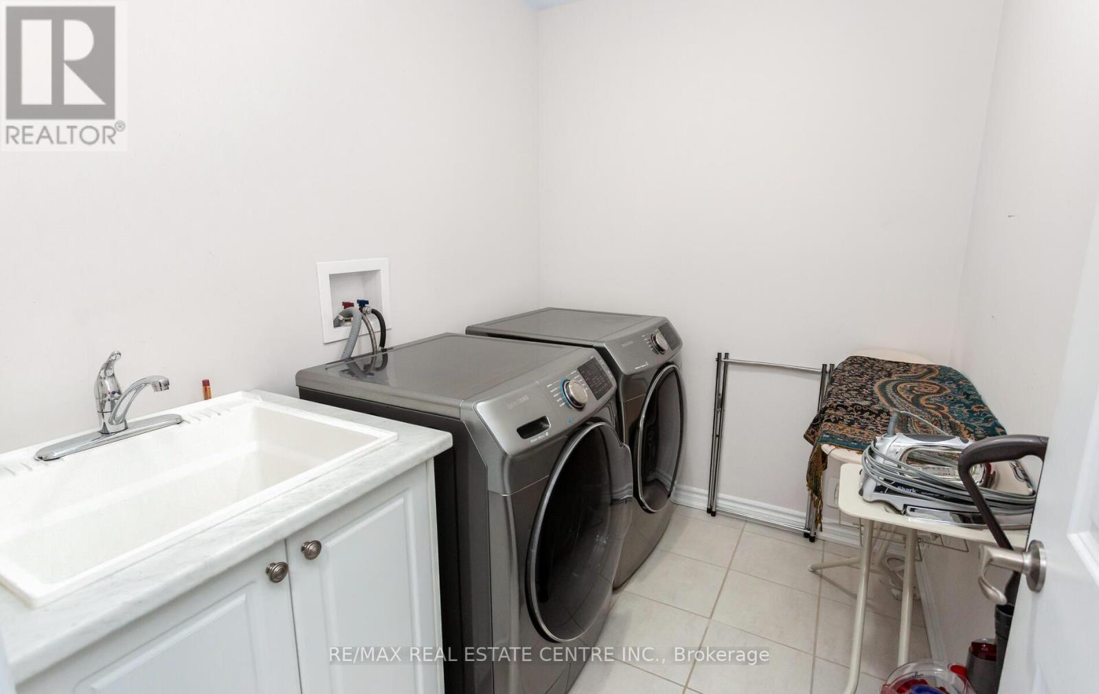 49 Bucksaw Street Property Photo 39