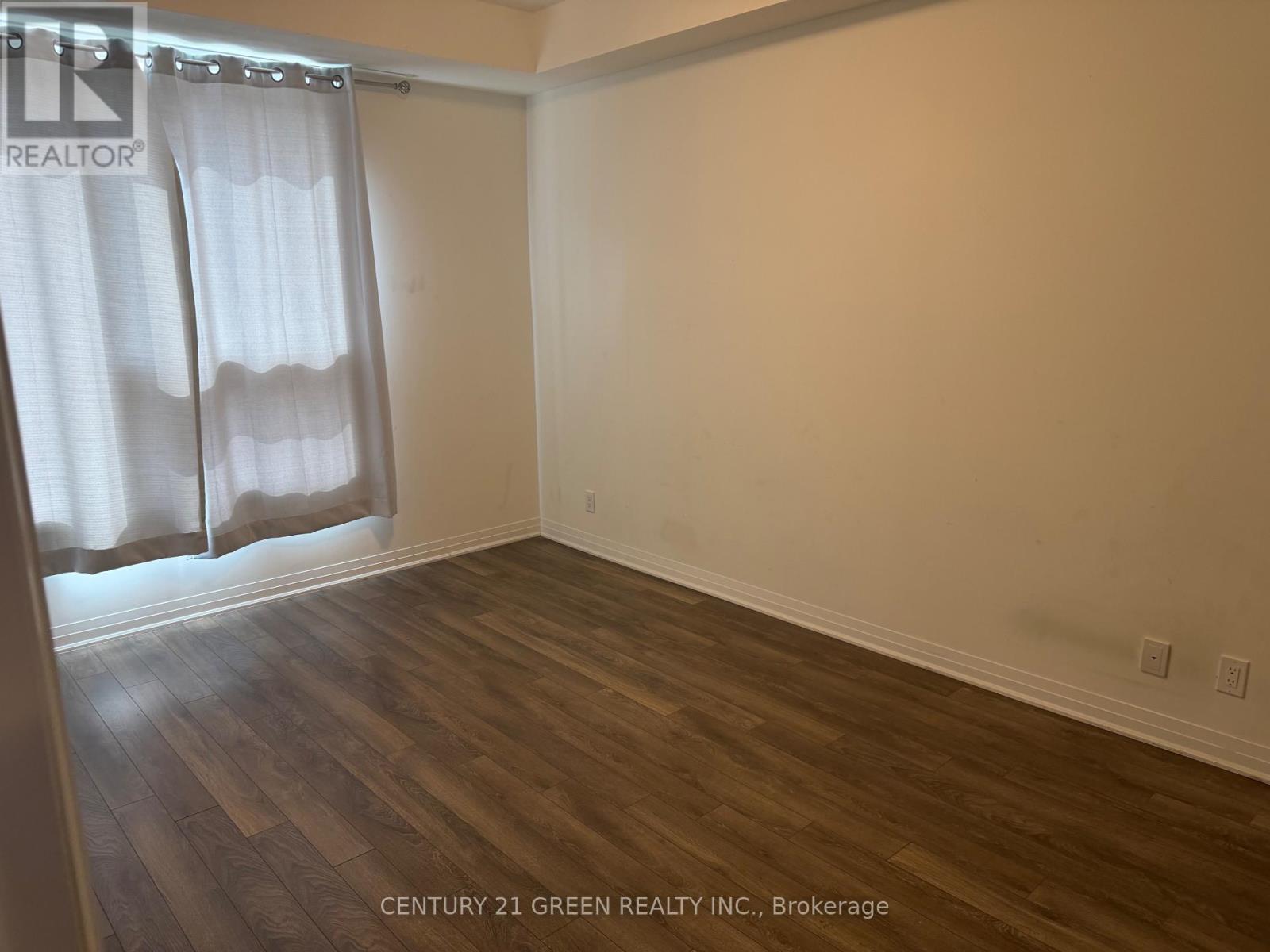130 - 1105 Leger Way Property Photo 7