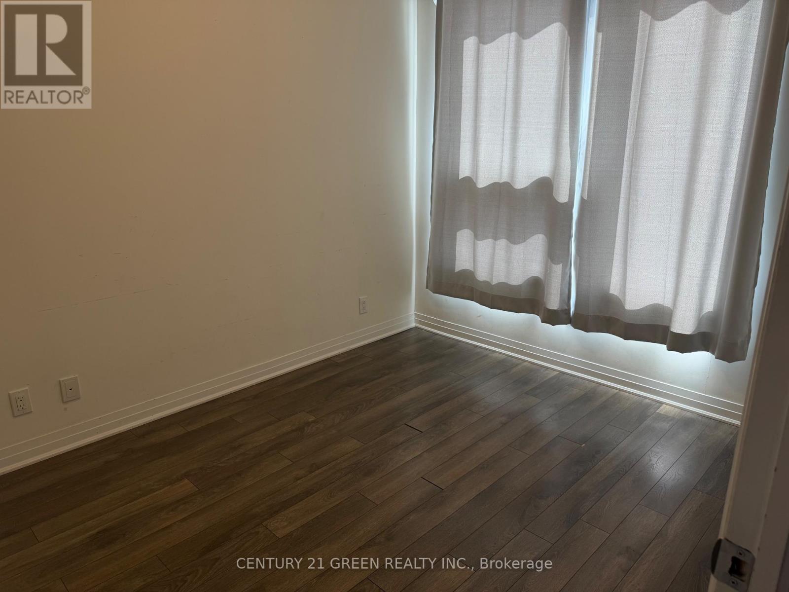 130 - 1105 Leger Way Property Photo 9