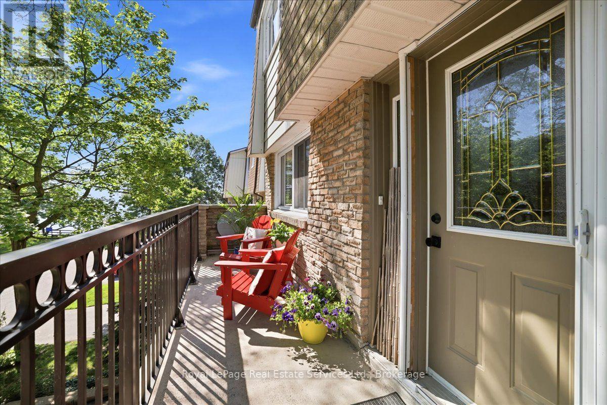 5 - 2120 MARINE DRIVE Property Photo 1