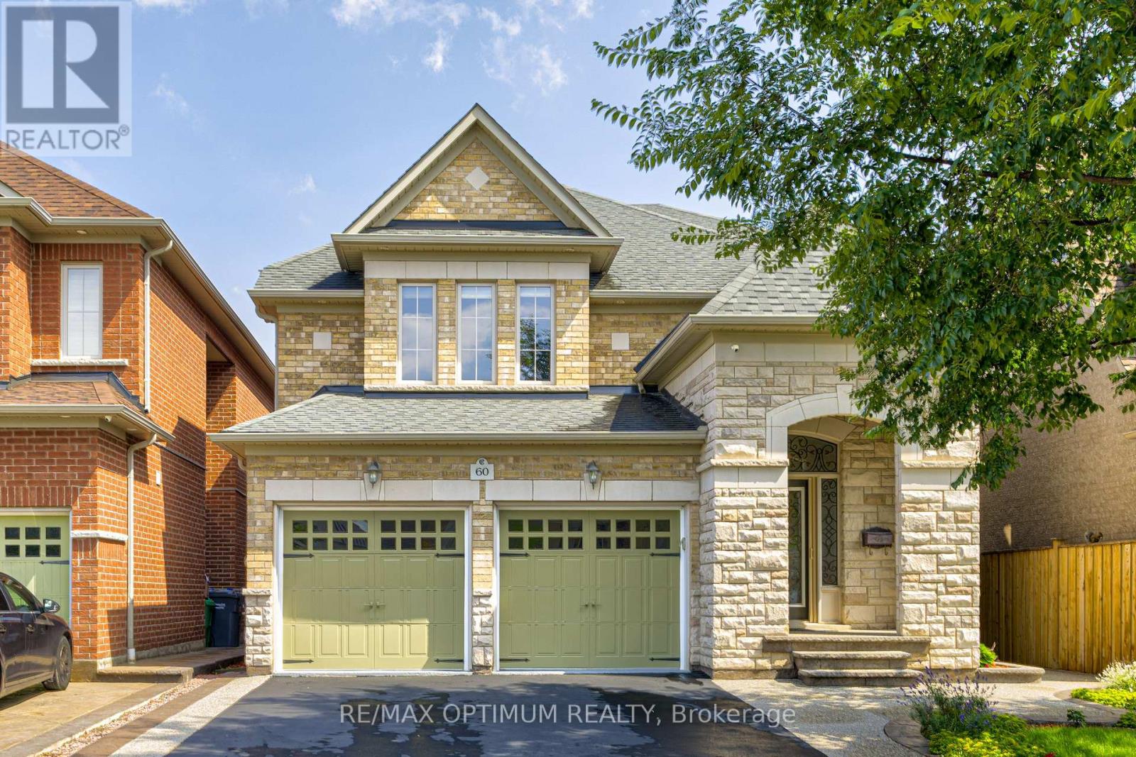 60 Impulse Circle Property Photo 1