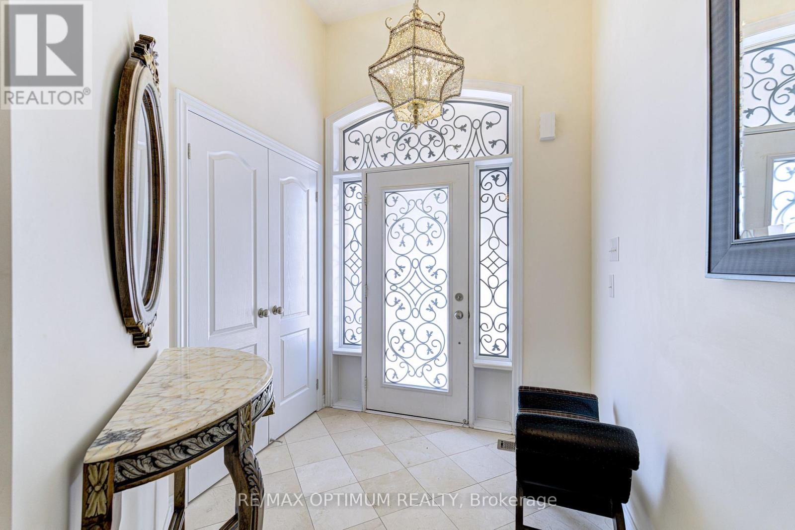60 Impulse Circle Property Photo 5