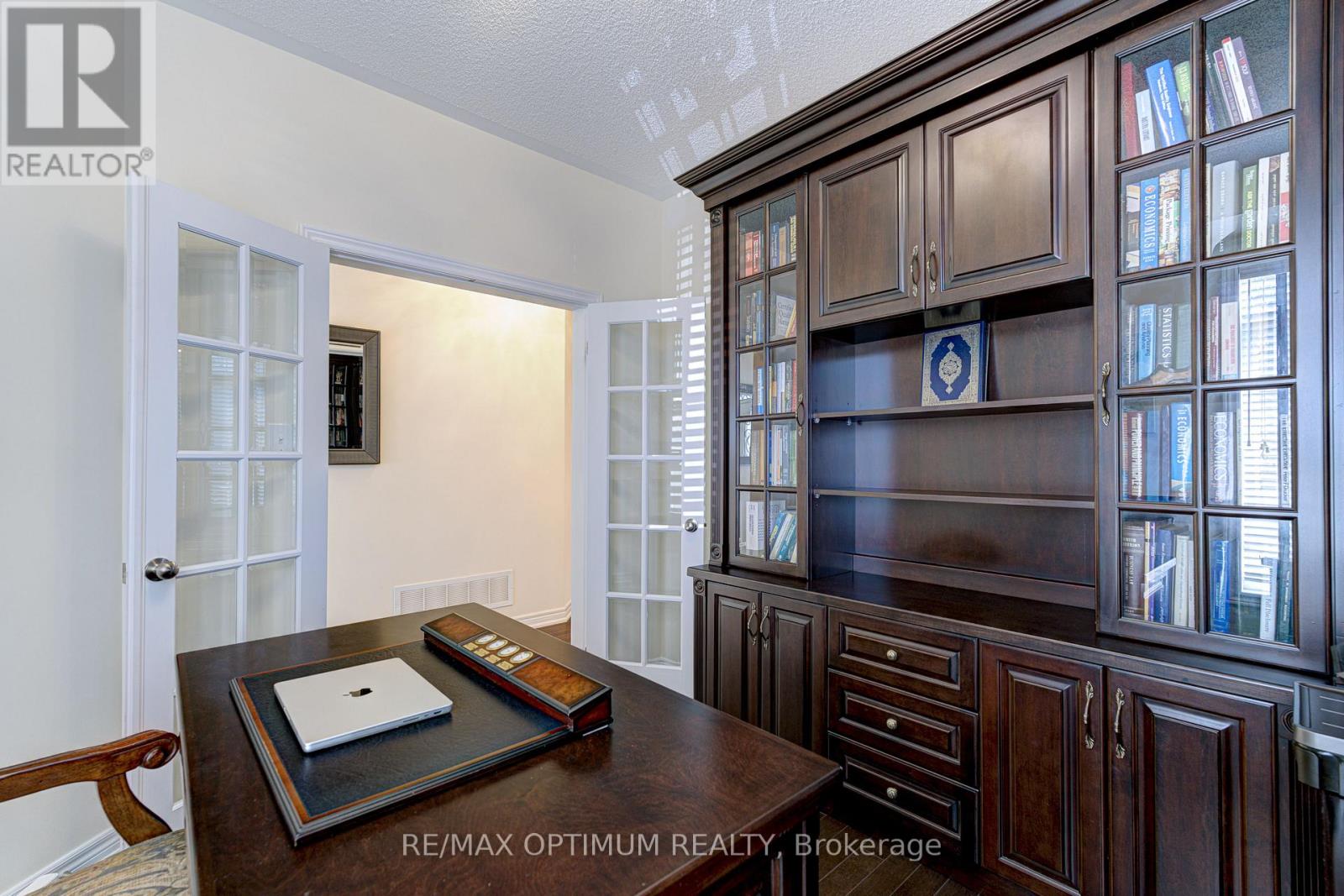 60 Impulse Circle Property Photo 7