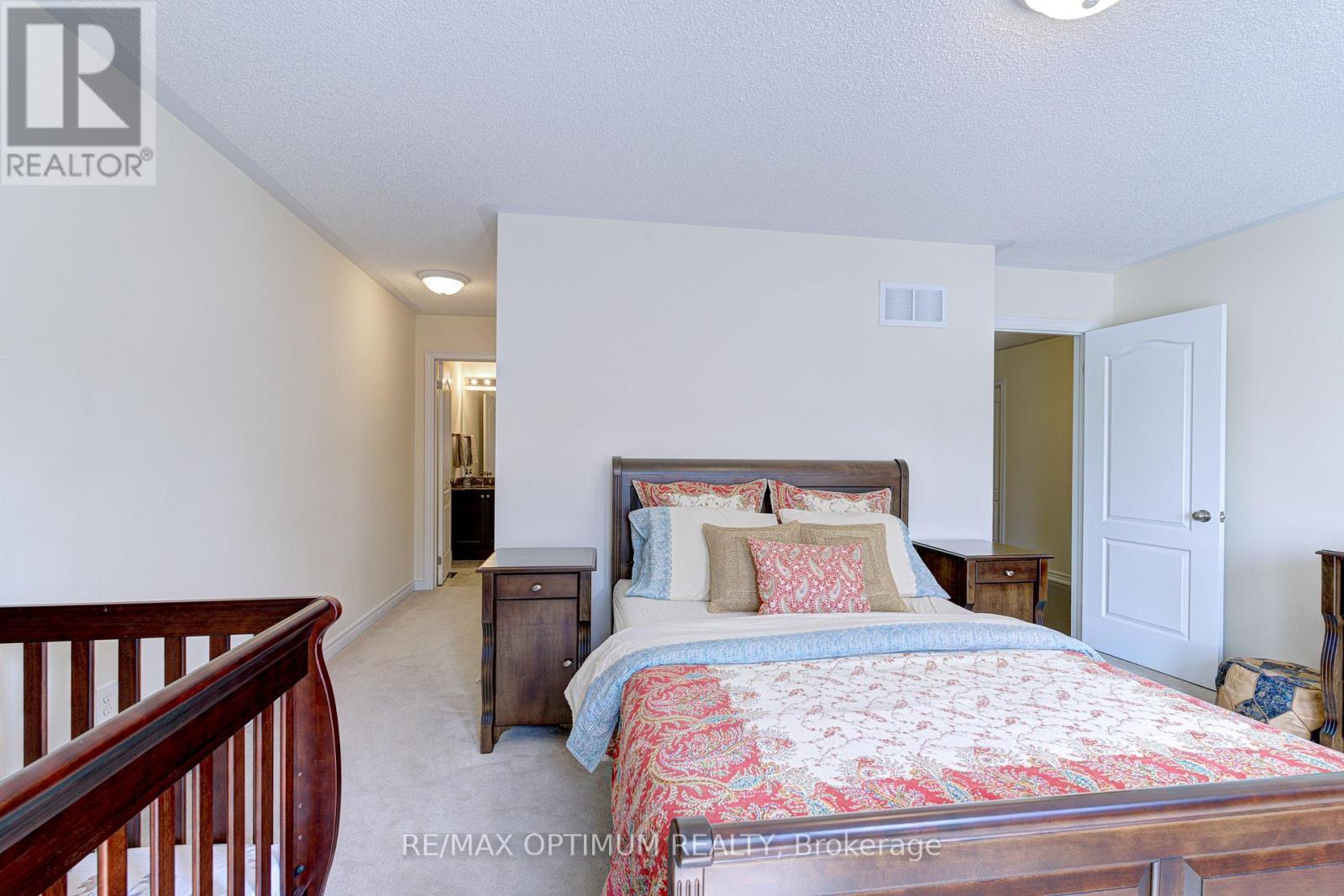 60 Impulse Circle Property Photo 29