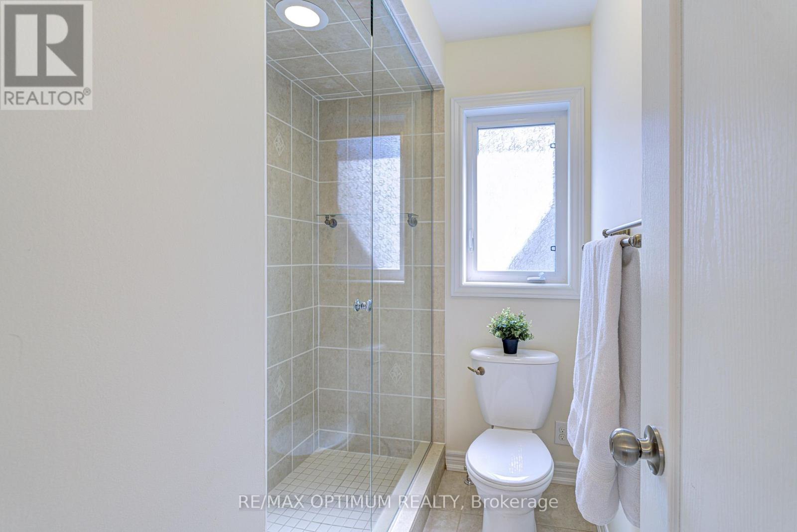 60 Impulse Circle Property Photo 34