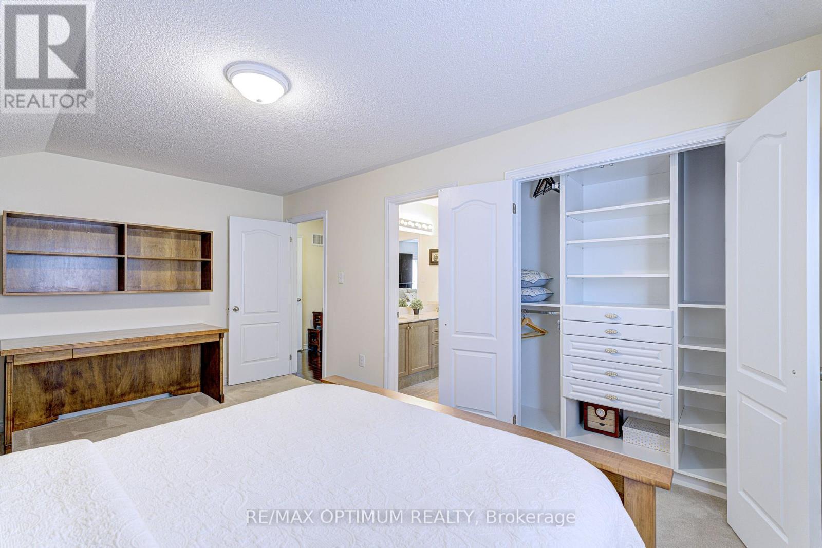 60 Impulse Circle Property Photo 36