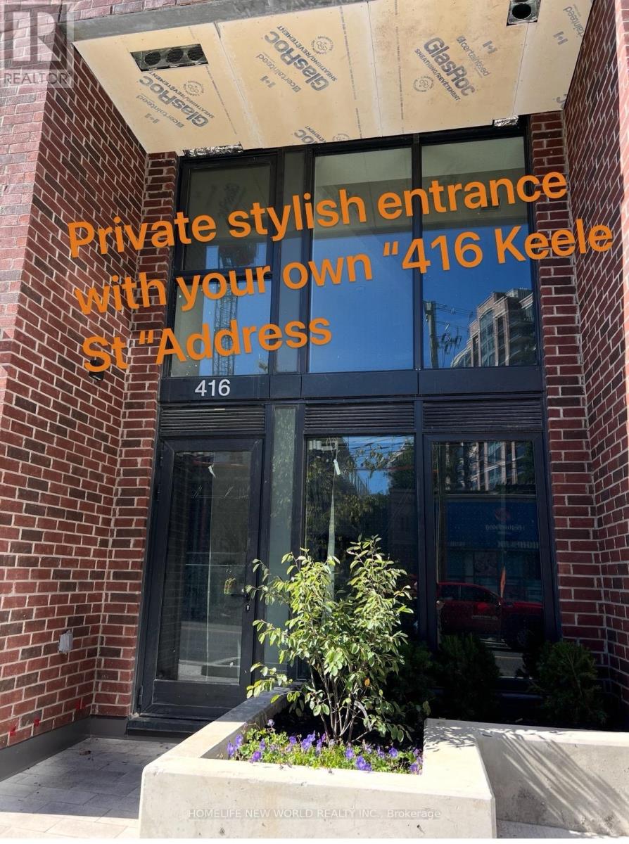 102 - 1 VINE AVENUE