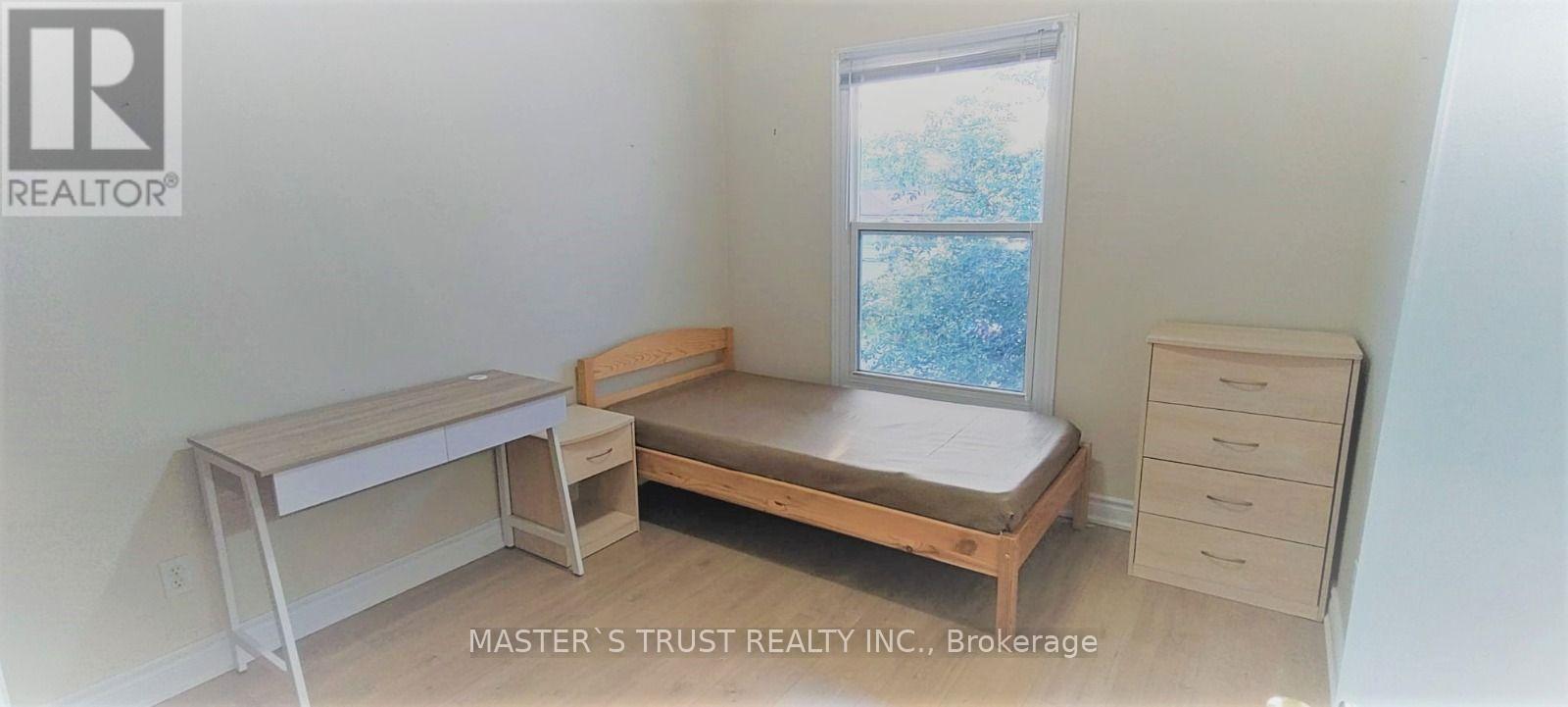 RM 2 - 95 ORSETT STREET