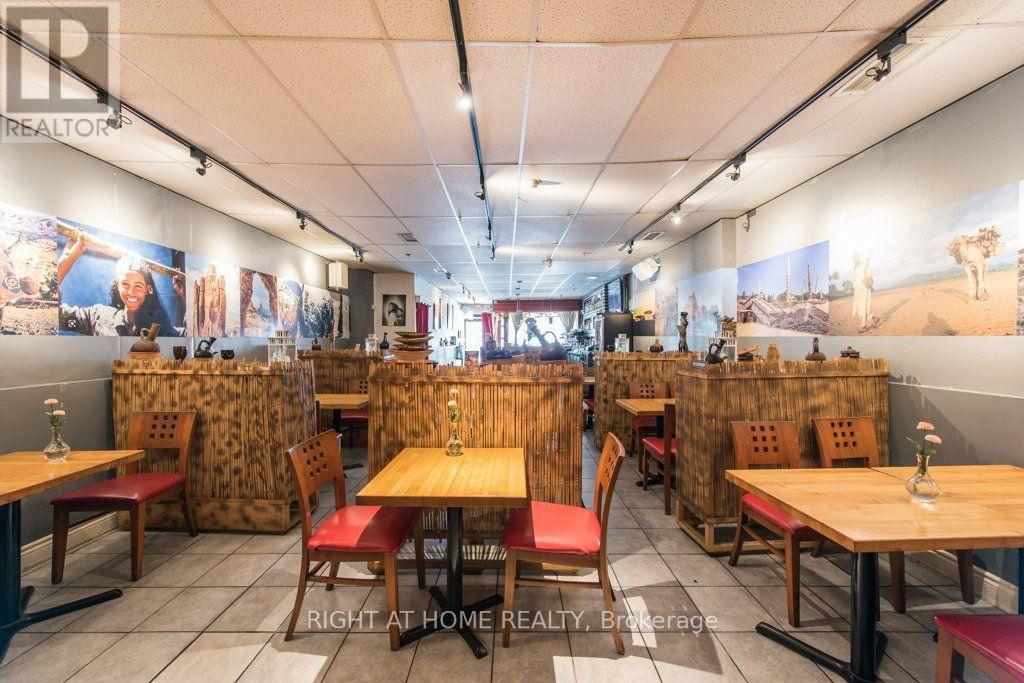 812 Bloor Street W Property Photo 4