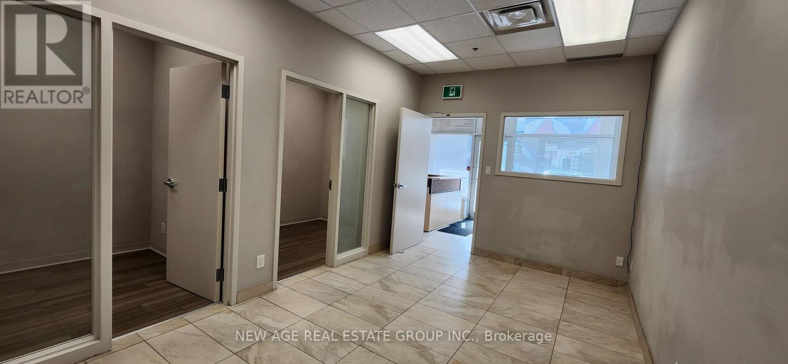 106 - 1065 Canadian Place Property Photo 9