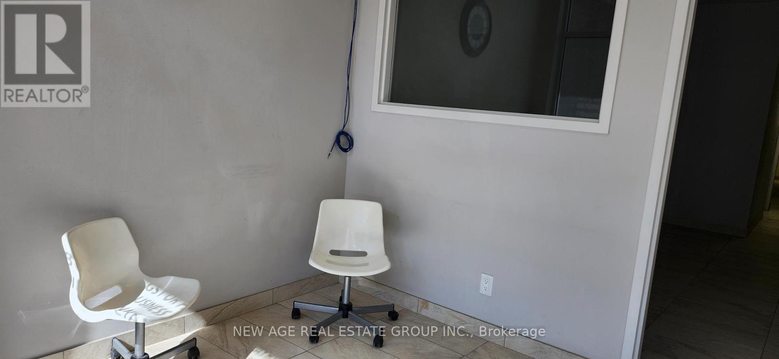 106 - 1065 Canadian Place Property Photo 38