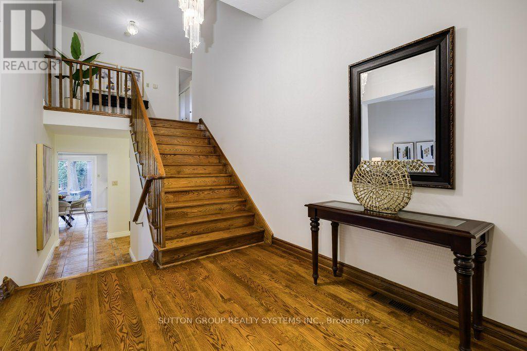 93 Poplar Heights Drive Property Photo 3