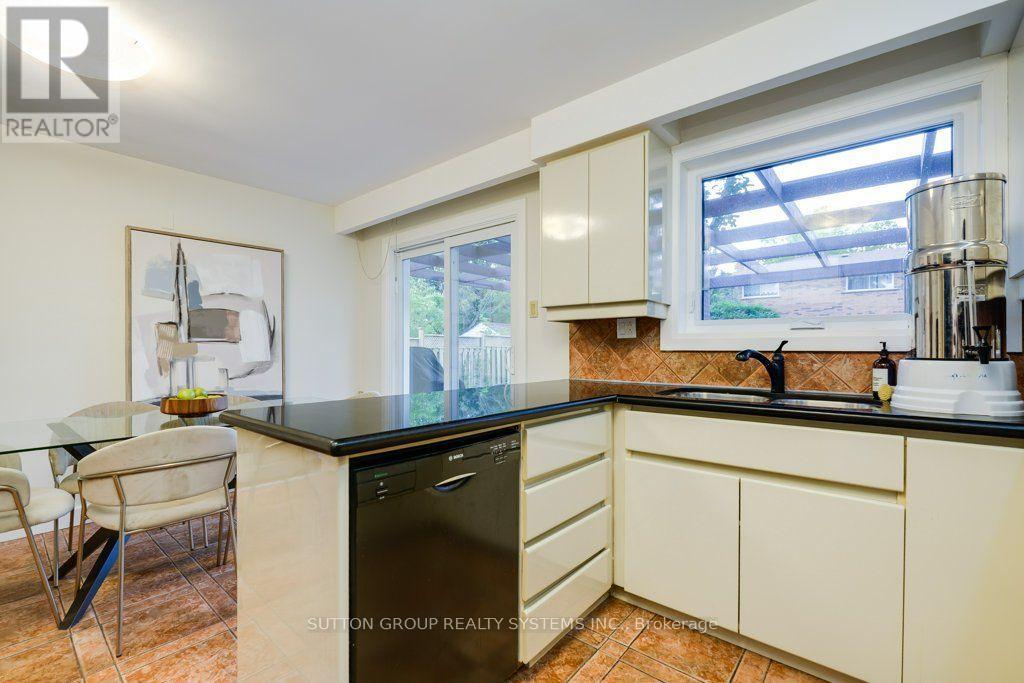 93 Poplar Heights Drive Property Photo 16