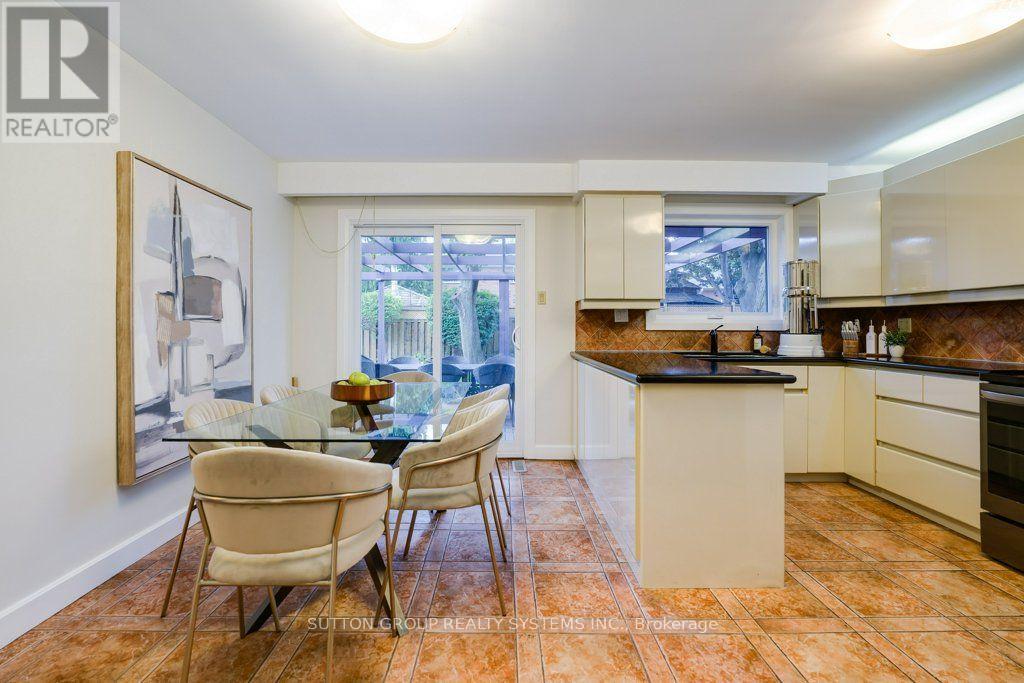 93 Poplar Heights Drive Property Photo 17