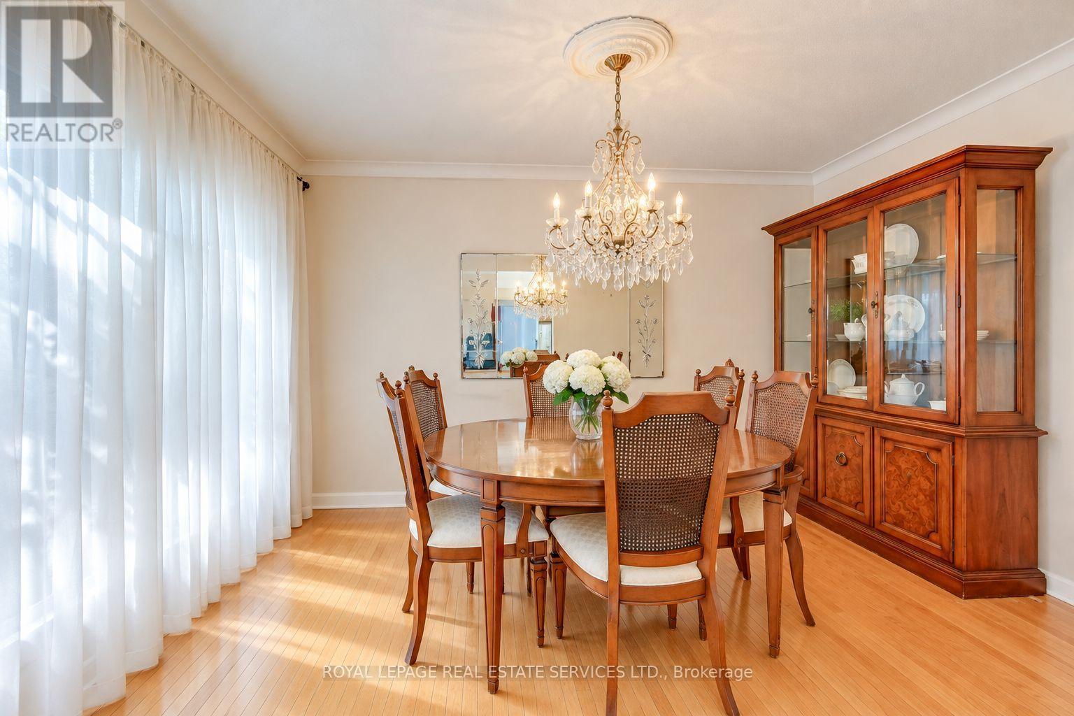 130 Solingate Drive Property Photo 17