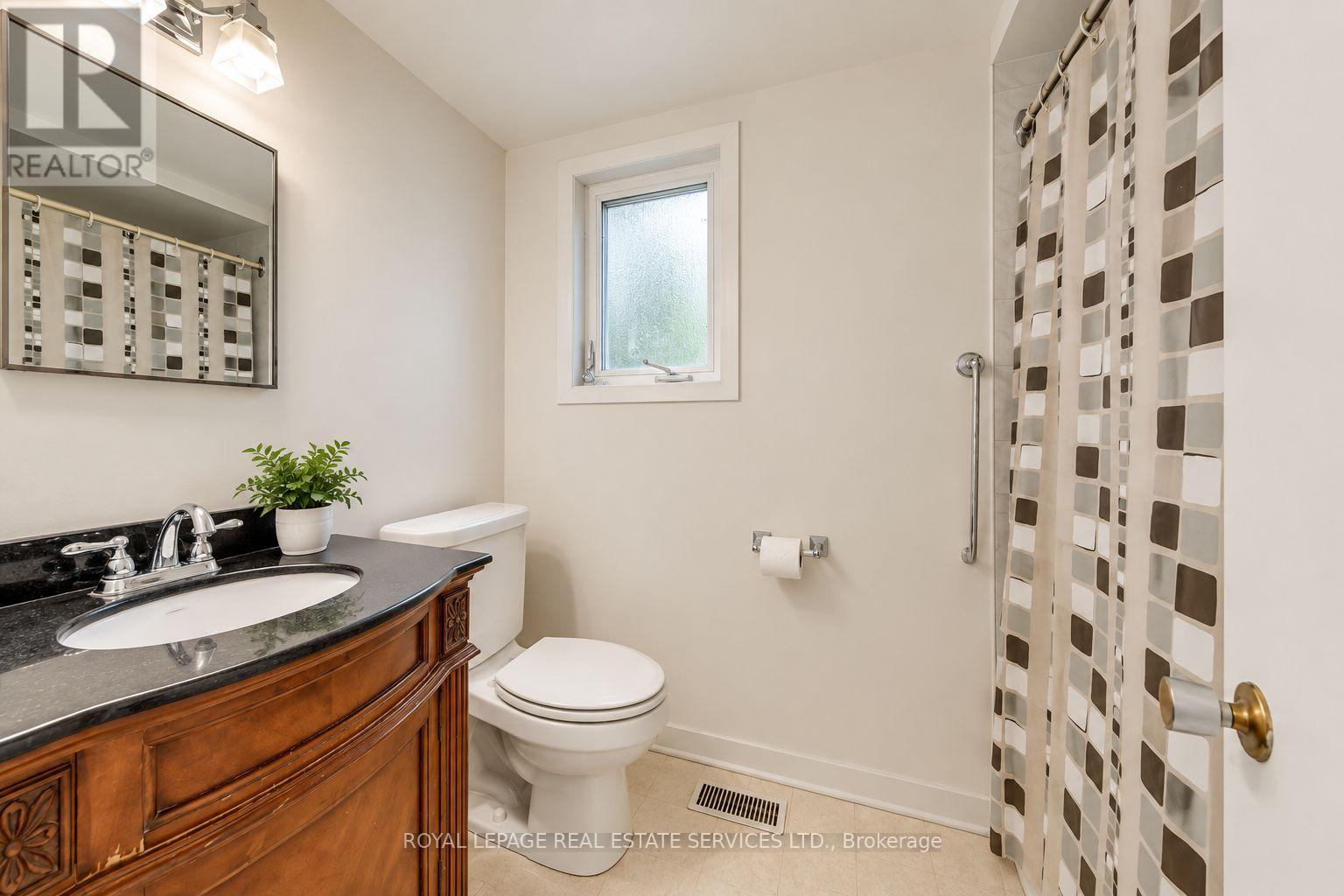 130 Solingate Drive Property Photo 21