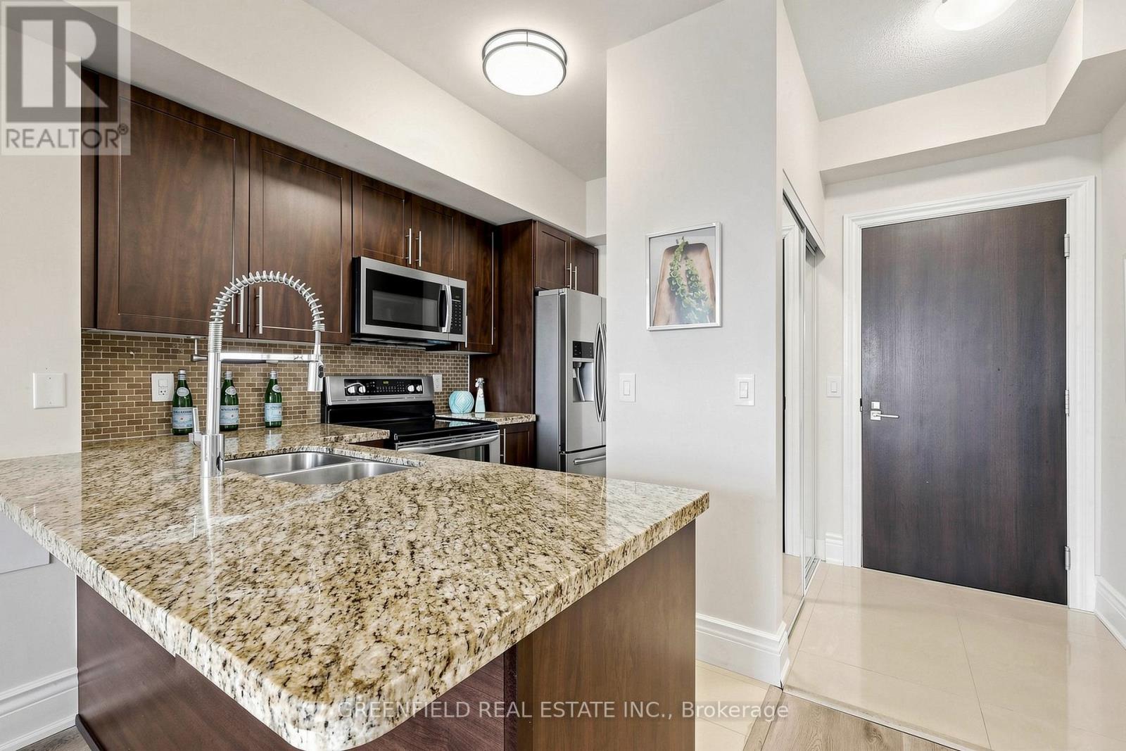 Lph2 - 55 De Boers Drive Property Photo 11