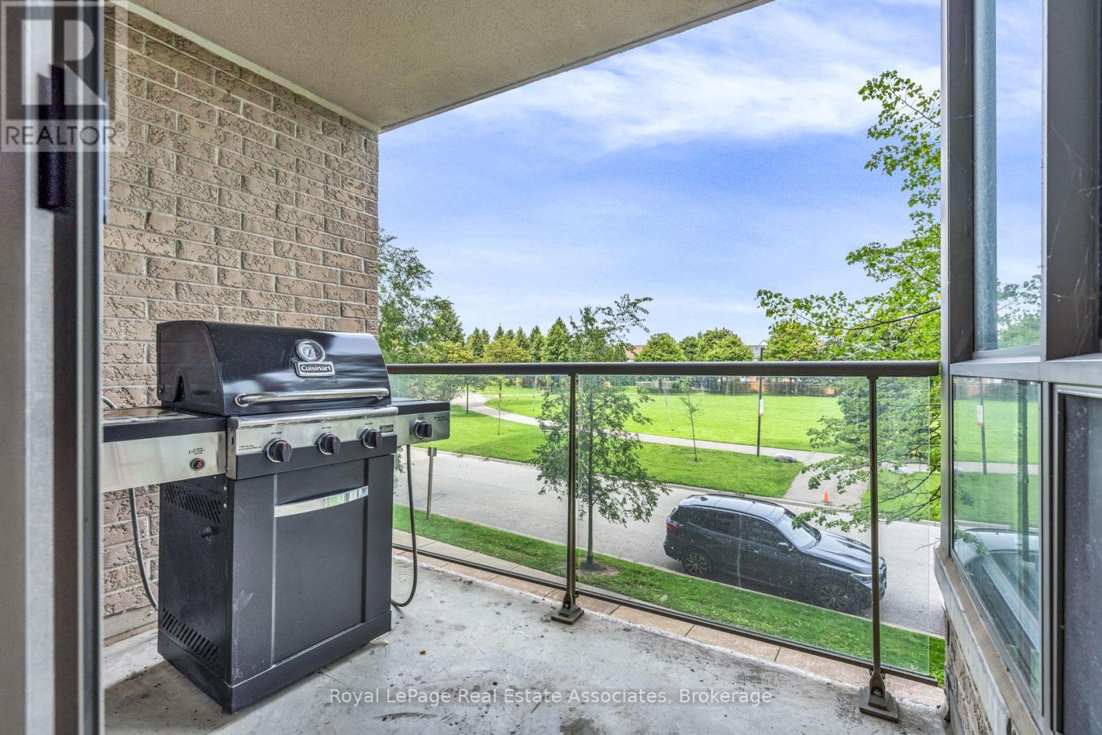 208 - 1140 Parkwest Place Property Photo 14