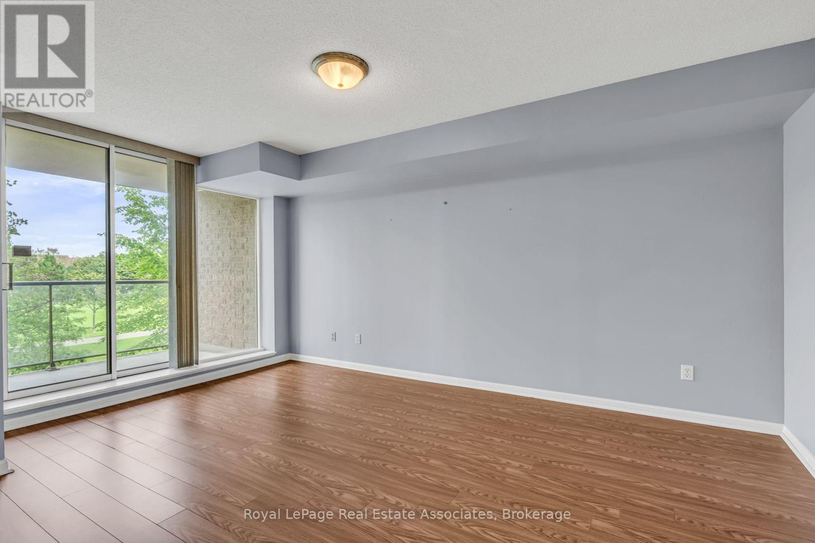 208 - 1140 Parkwest Place Property Photo 19