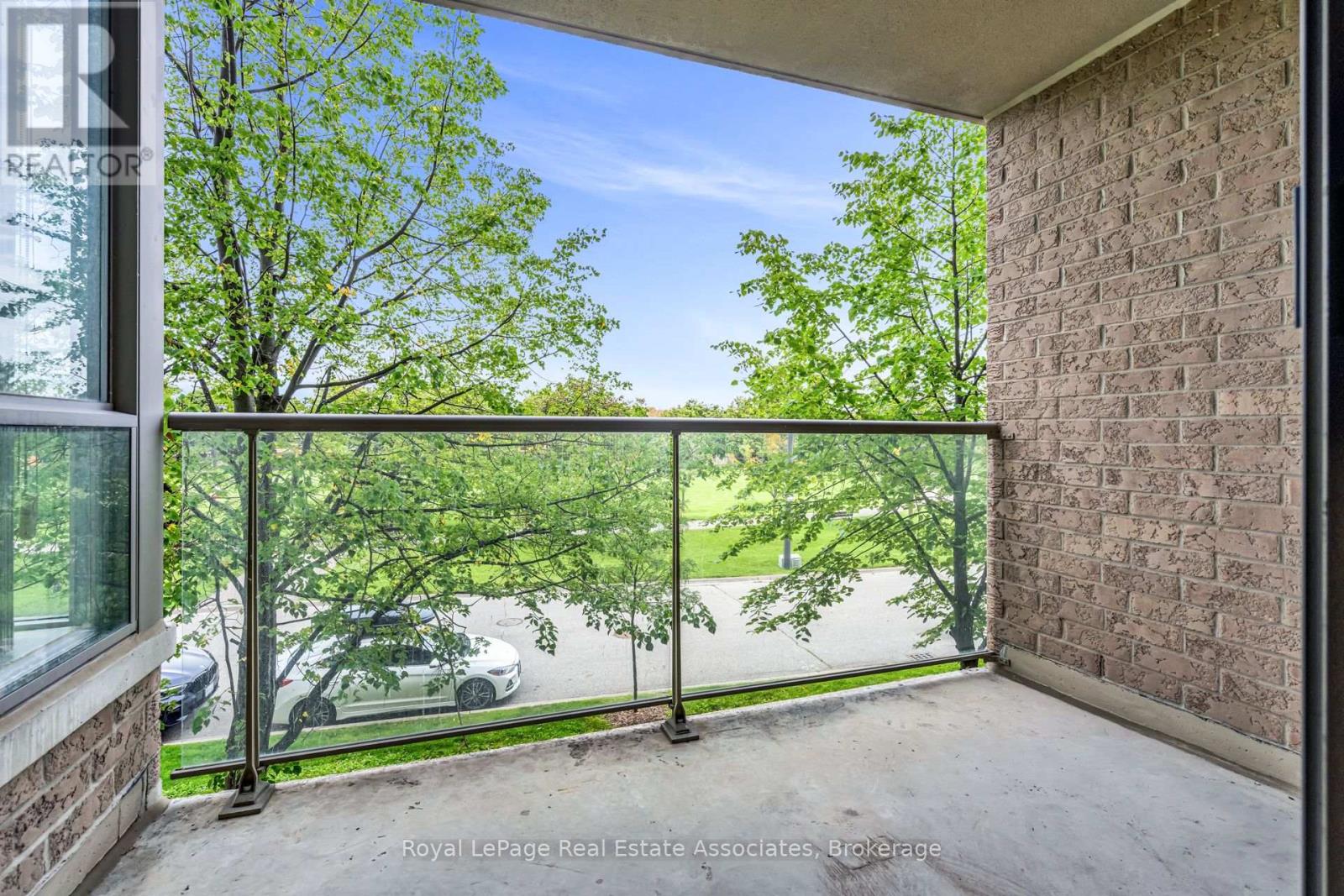 208 - 1140 Parkwest Place Property Photo 25