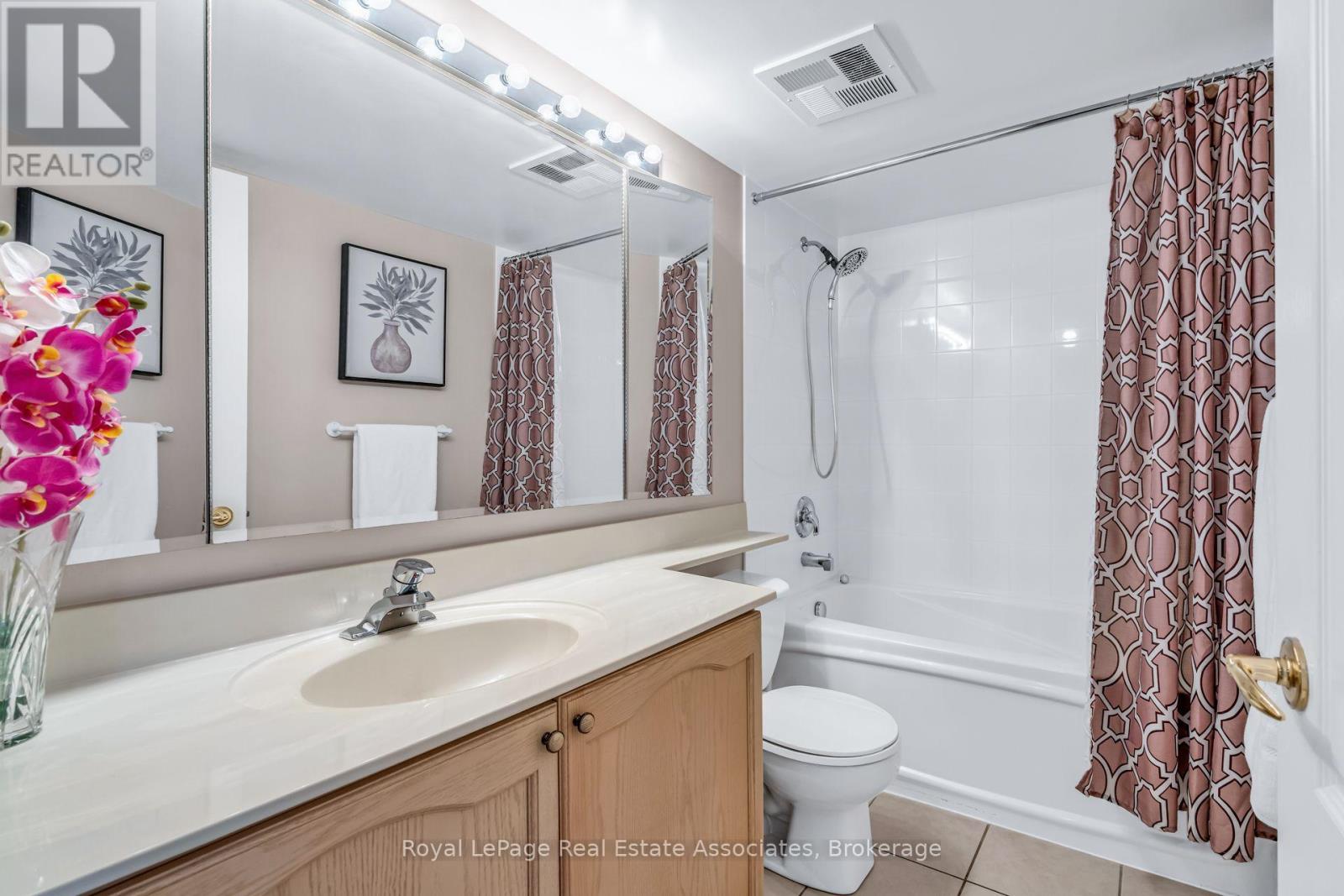 208 - 1140 Parkwest Place Property Photo 31