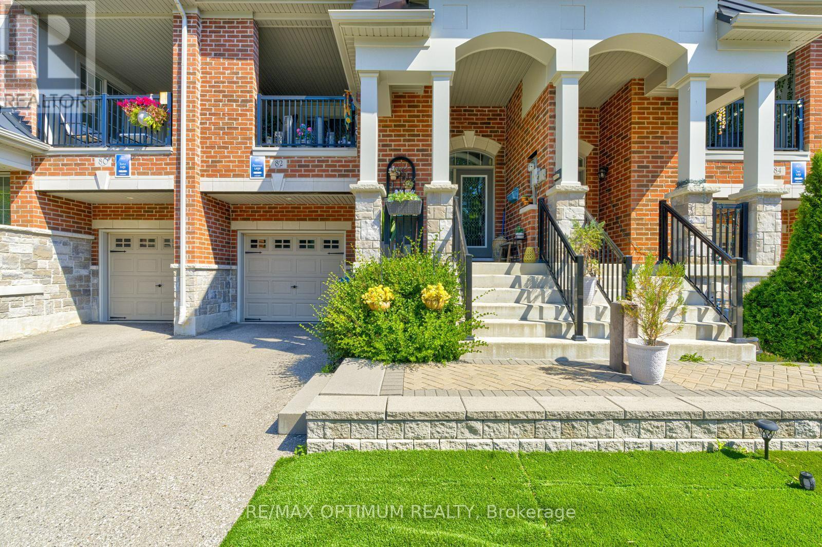 82 Oakmore Lane Property Photo 2