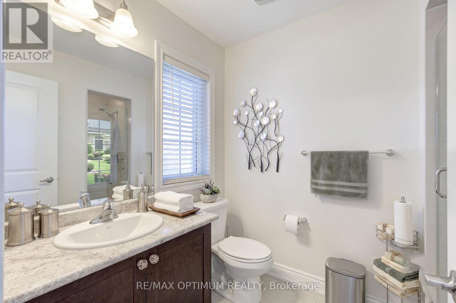 82 Oakmore Lane Property Photo 8