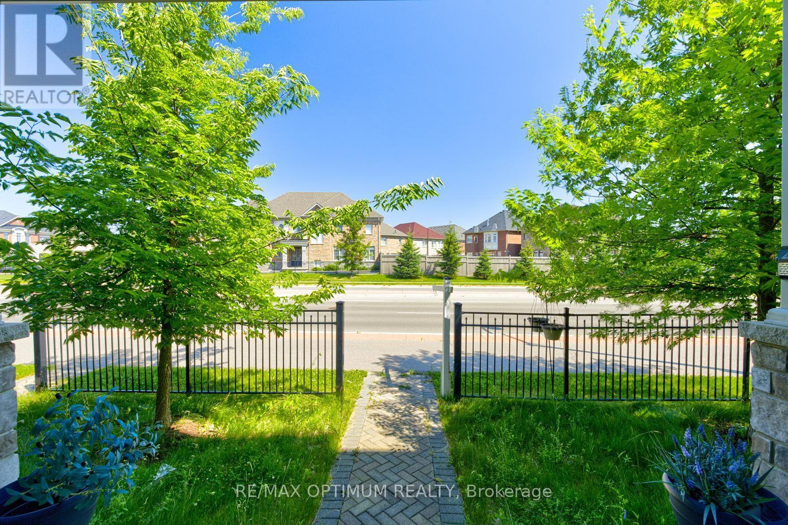 82 Oakmore Lane Property Photo 10