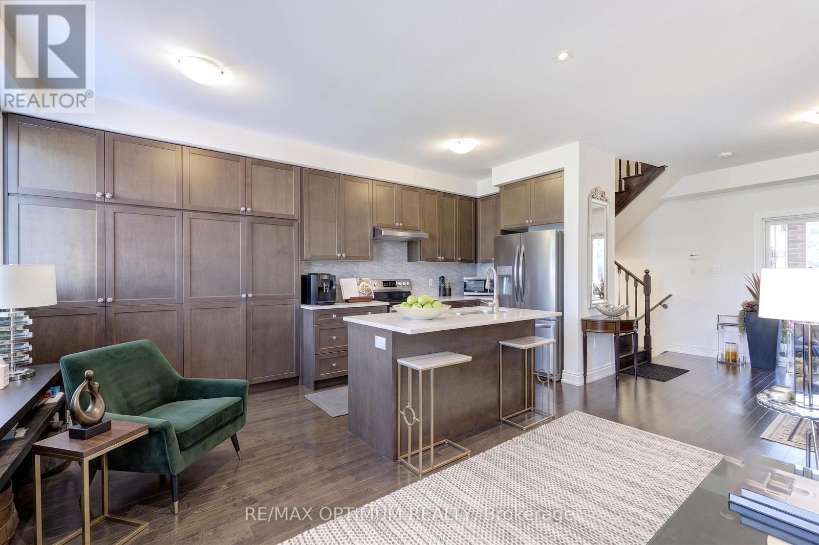 82 Oakmore Lane Property Photo 22