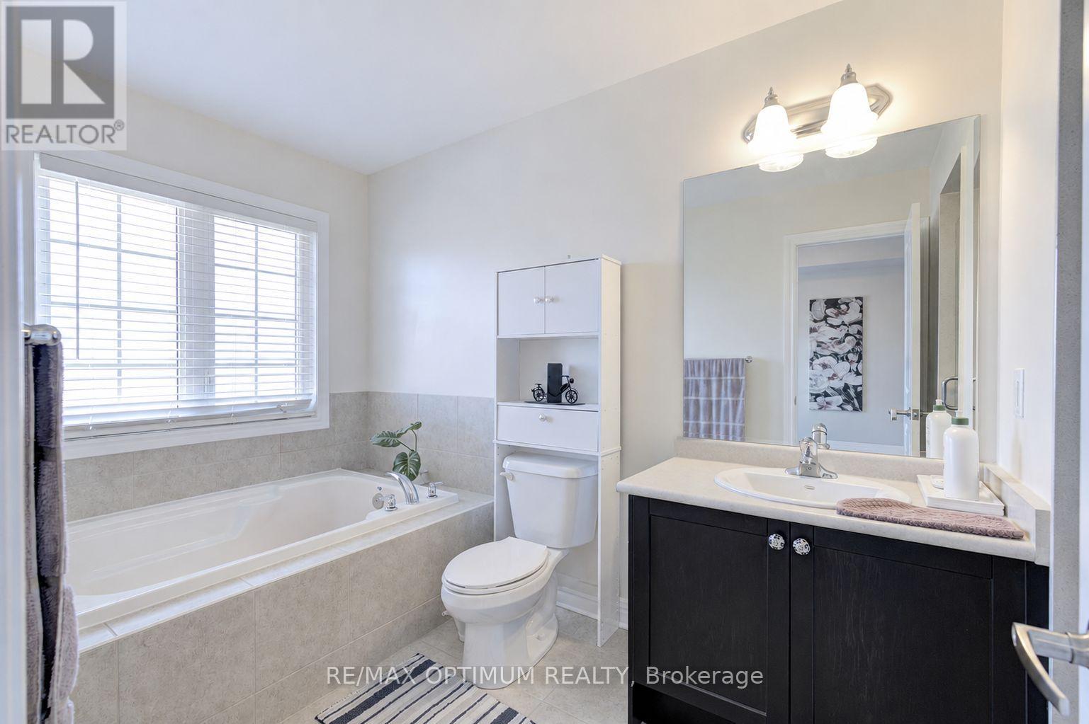 82 Oakmore Lane Property Photo 33
