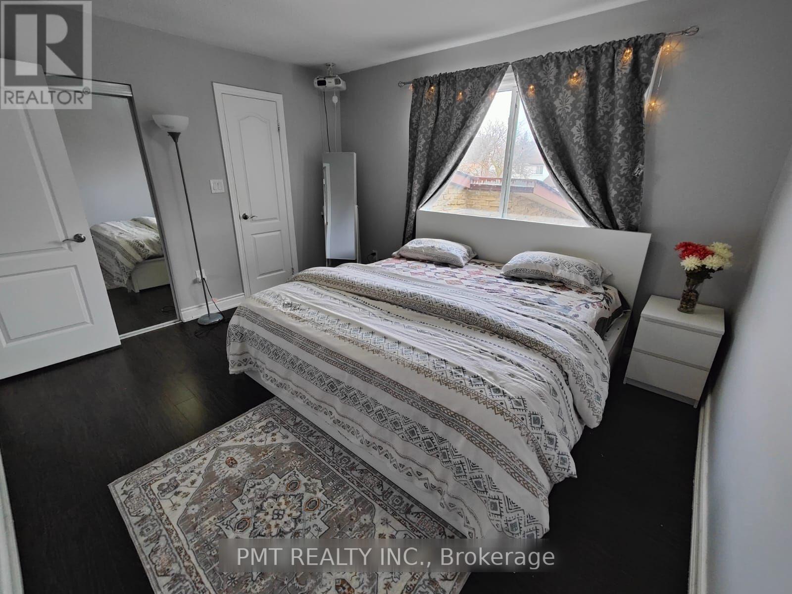 73 Greene Drive Property Photo 10
