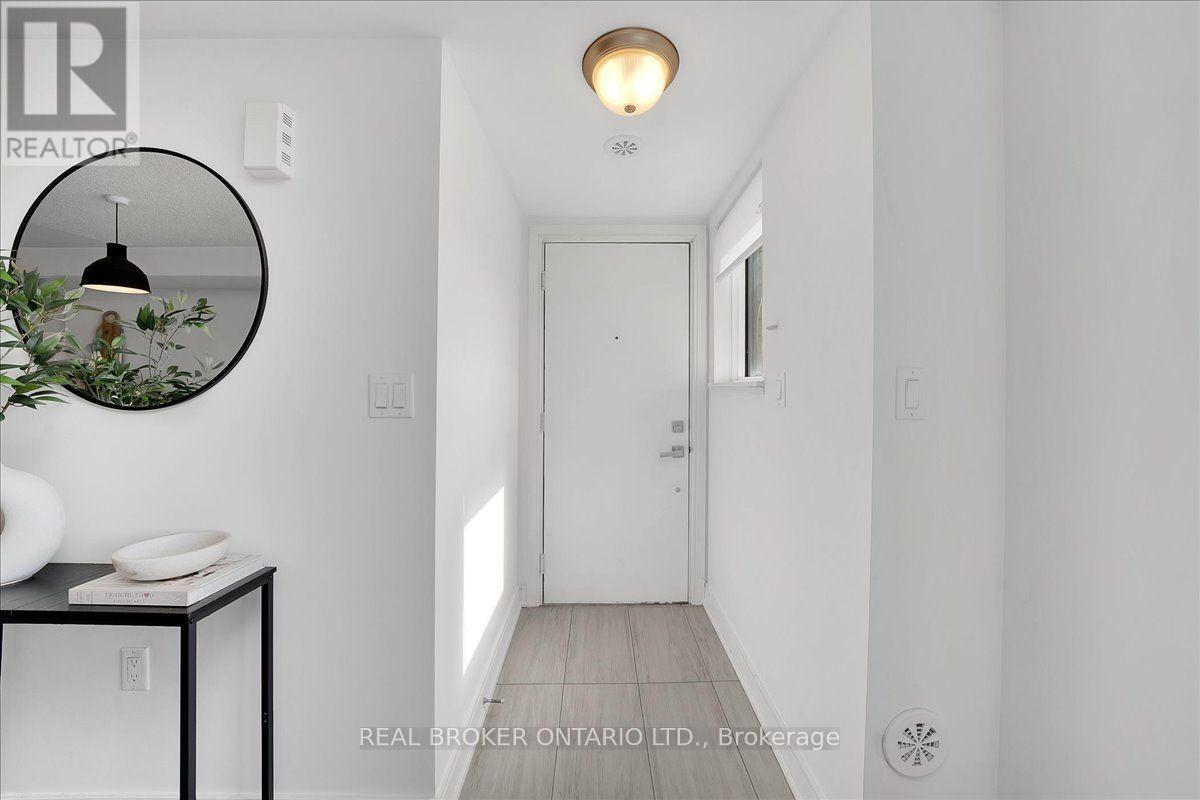 46 - 100 Dufay Road Property Photo 3