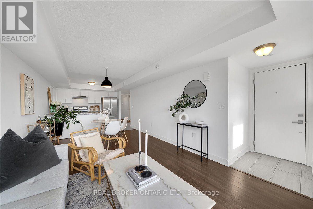 46 - 100 Dufay Road Property Photo 6