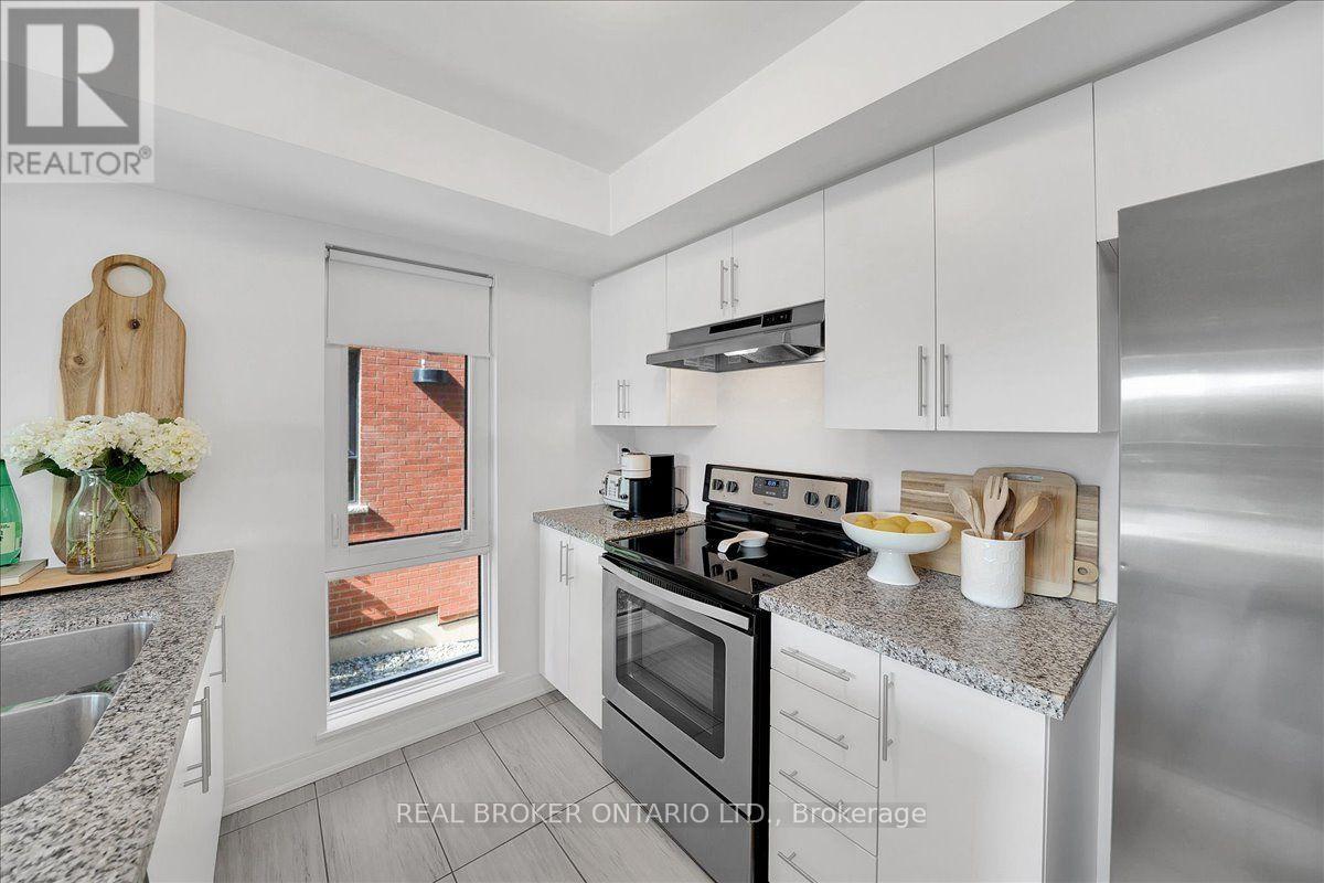 46 - 100 Dufay Road Property Photo 14