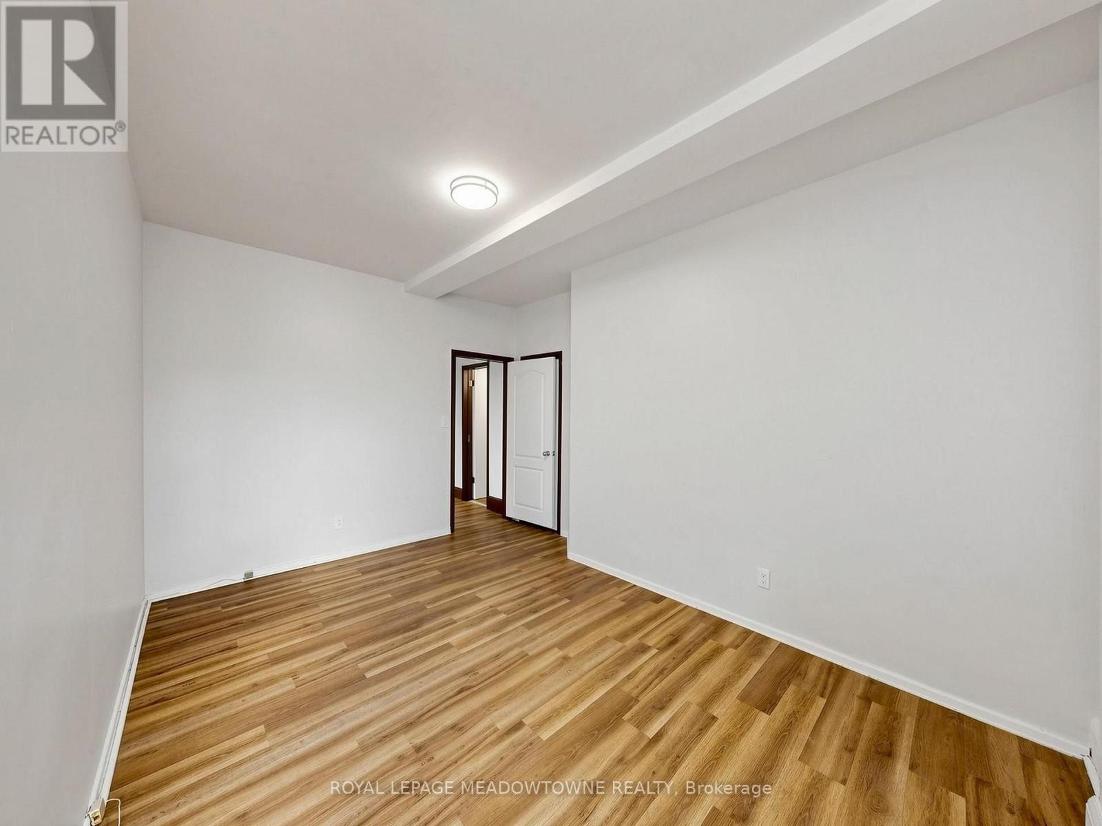 2 - 70 Mill Street Property Photo 19