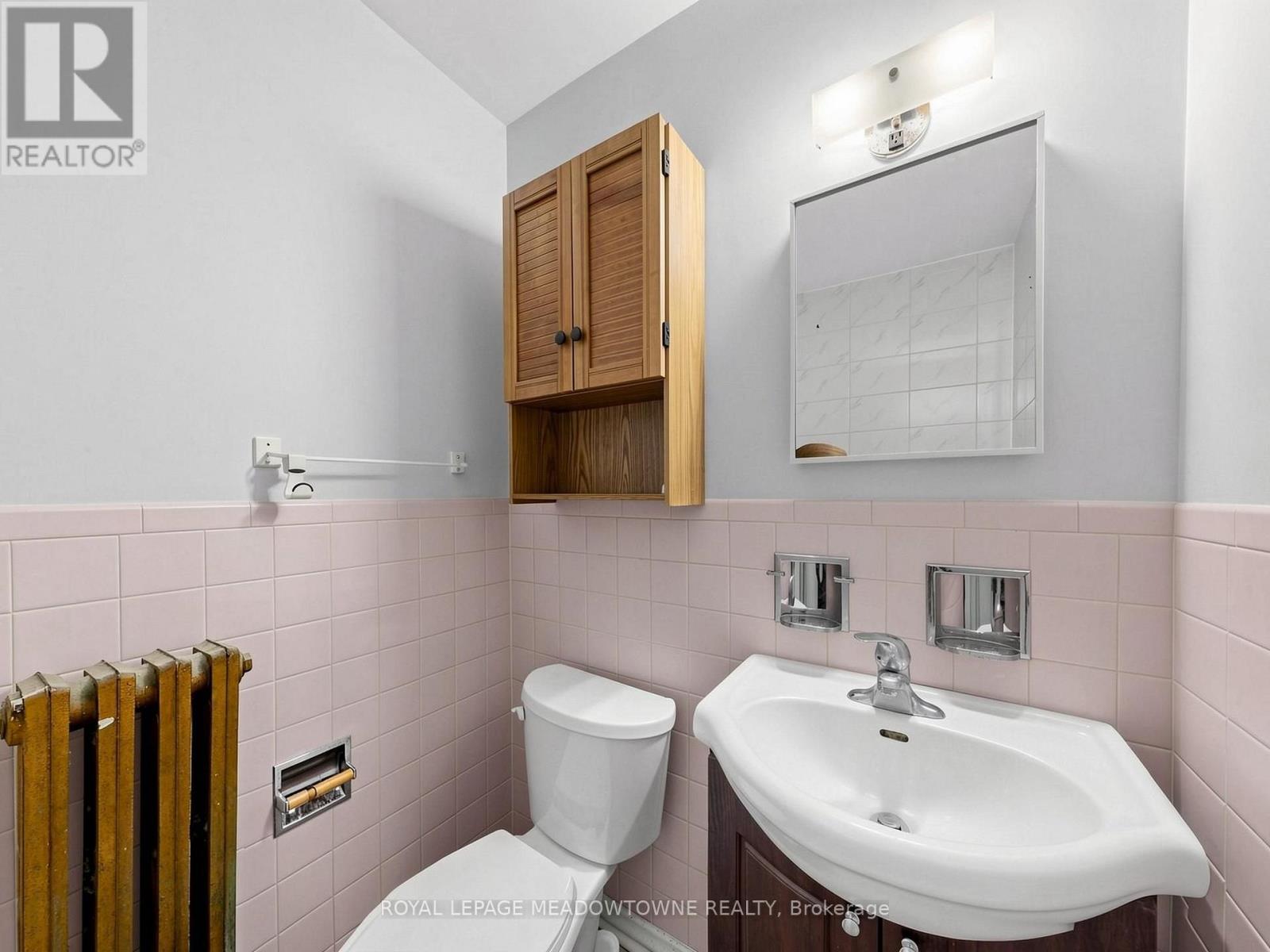 2 - 70 Mill Street Property Photo 20