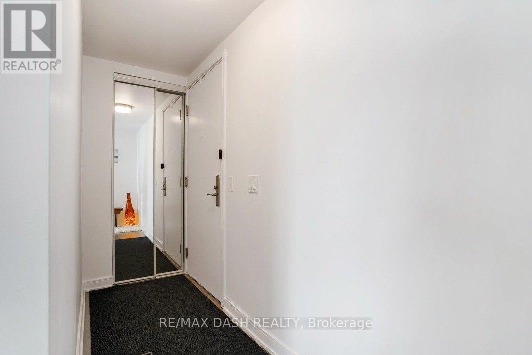 2207 - 20 Thomas Riley Road Property Photo 5