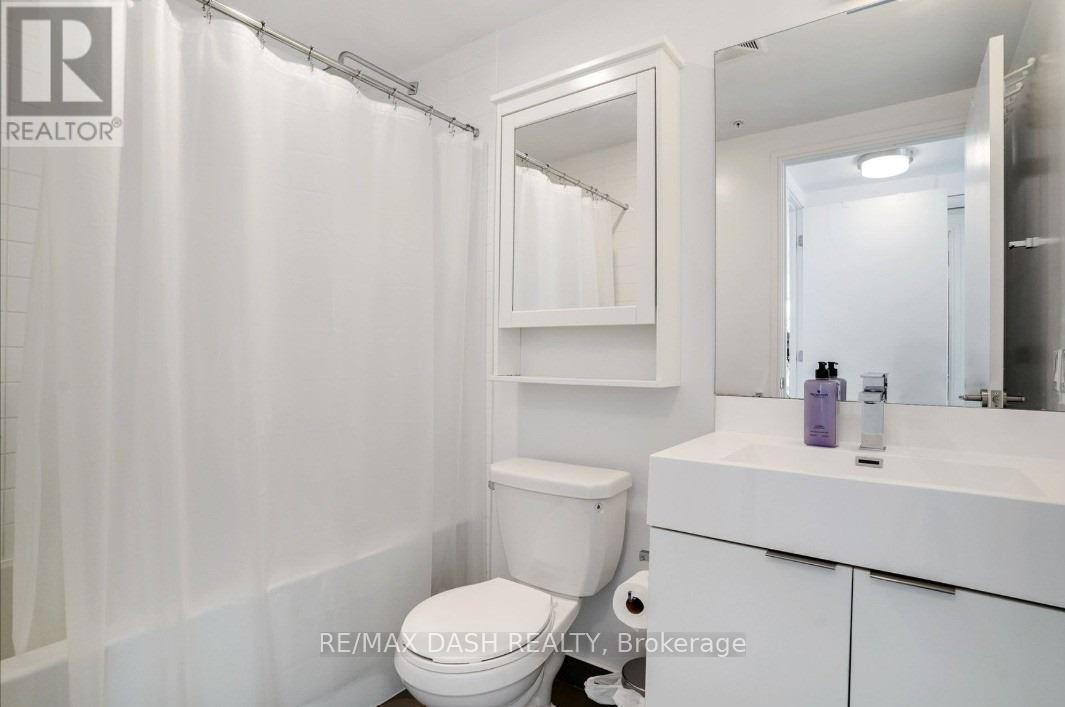 2207 - 20 Thomas Riley Road Property Photo 14