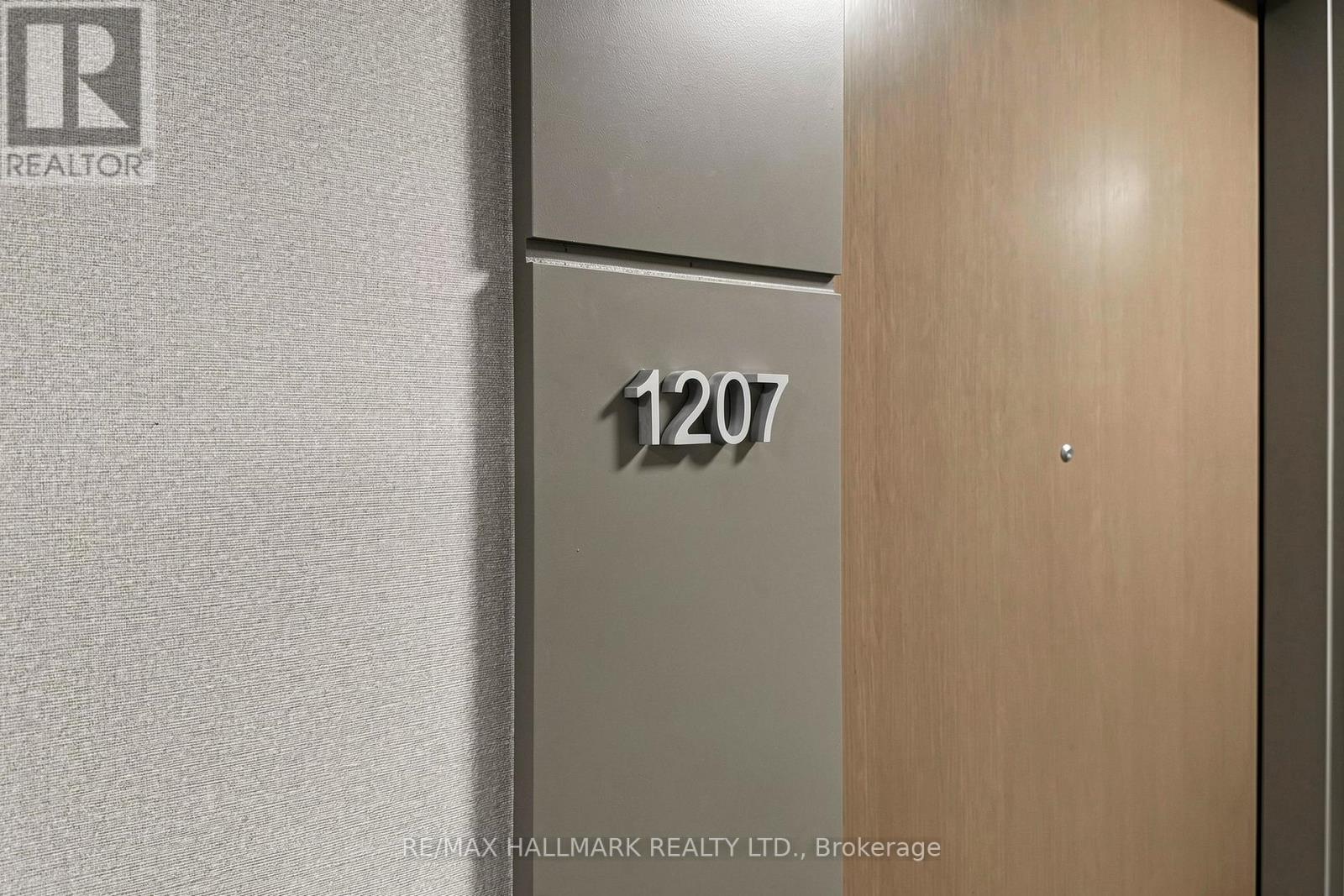1207 - 10 Wilby Crescent Property Photo 4